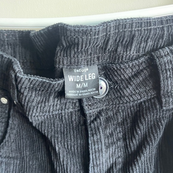 Refuge Black Wide-Leg Corduroy Pants Medium - Picture 4 of 5